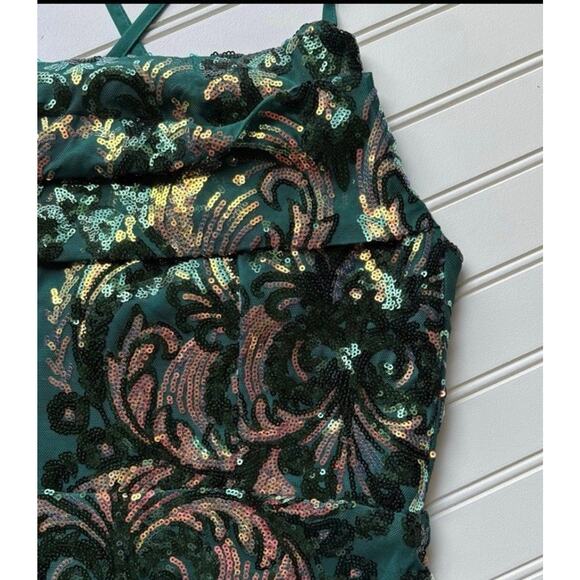 Selfie Leslie Marbella Sequined Mini in Forest Green Size XL - Picture 9 of 11
